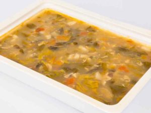 A-Ciorba de salata verde cu zdrente de ou