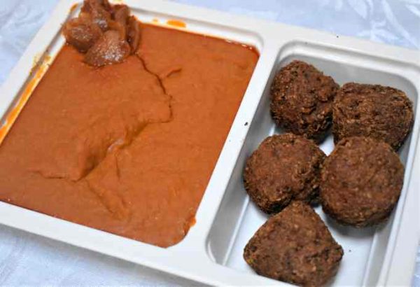 R-Fasole batuta,chiftele falafel