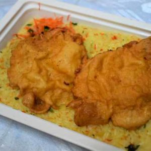 Piept curcan parizian pilaf orez C-Snitel parizian de pui, pilaf de orez