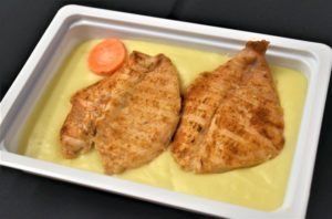 Piept pui grill cartofi piure C-Piept de pui grill, cartofi piure