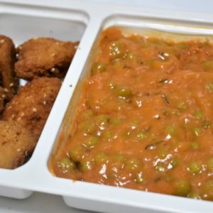 Piept pui nuggets mancare mazare C-Nuggets de pui, mancare de mazare