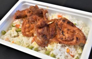 Pulpa pui dezosata orez legume B-Pulpa dezosata de pui, orez cu legume, castraveti murati