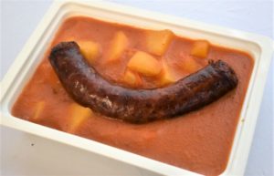 Papricas cartofi carnati csabai B-Papricas de cartofi cu carnati de casa