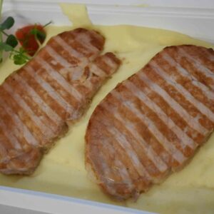 Cotlet porc grill cartofi piure