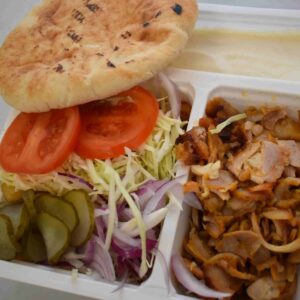 T3-Kebab special Marrakesh,cartofi cuburi prajiti,sos