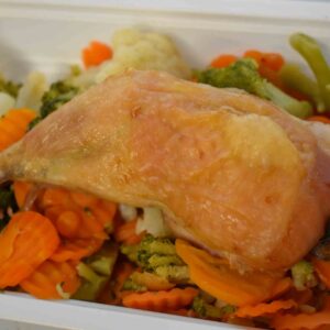 N-Pulpa intreaga de pui,legume inabusite