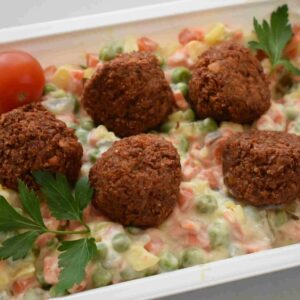 R-Salata de boeuf cu maioneza de post,chiftele falafel